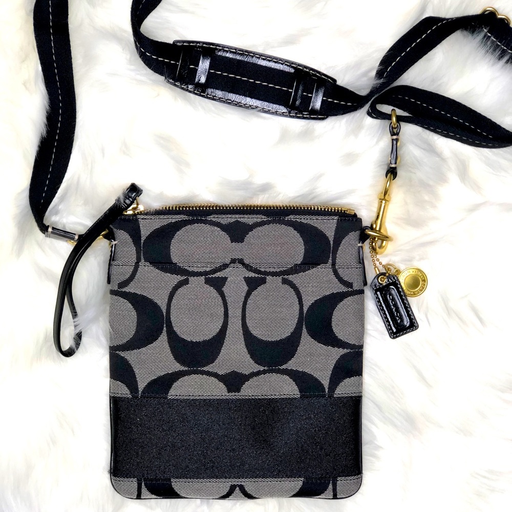 Coach crossbody purse